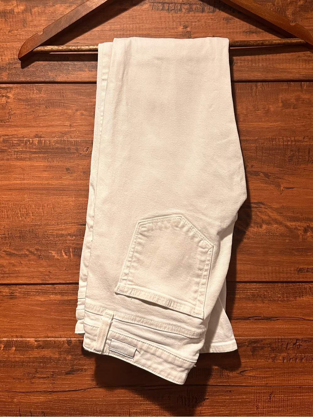 Paige white Skyline Ankle Peg jeans size 27 (56)